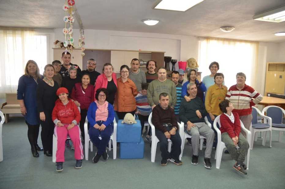 Kuşadası Belediye Tiyatrosu’Na Sosyal Sorumluluk Ödülü 