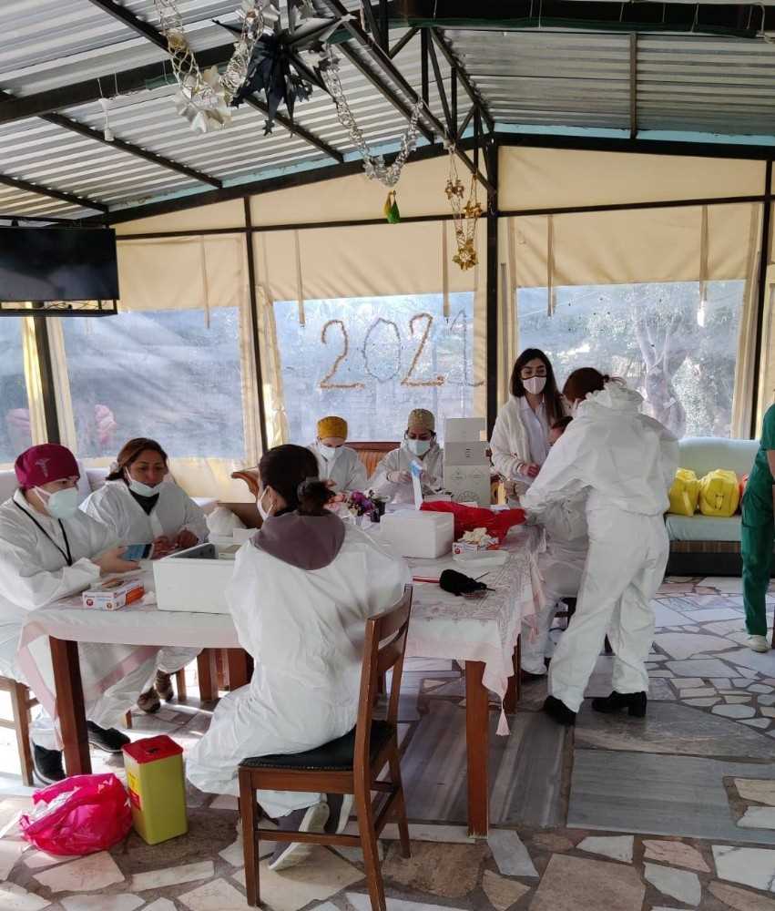 Kuşadası’Nda Huzurevi Ve Yaşlı Bakım Evlerinde Aşı Uygulaması Başladı 