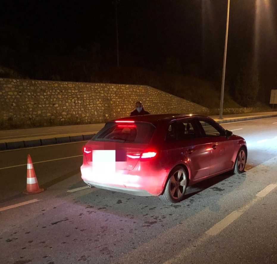 Kuşadası’Nda Kısıtlamaya Uymayan 47 Kişiye 148 Bin 50 Lira Ceza Kesildi 