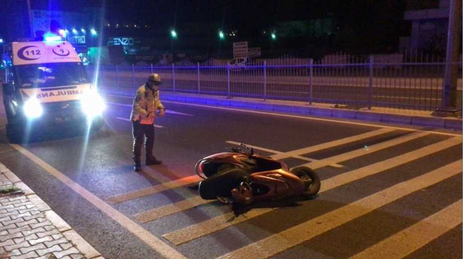 Kuşadası’Nda Motosiklet Kazası: 1 Ağır Yaralı
