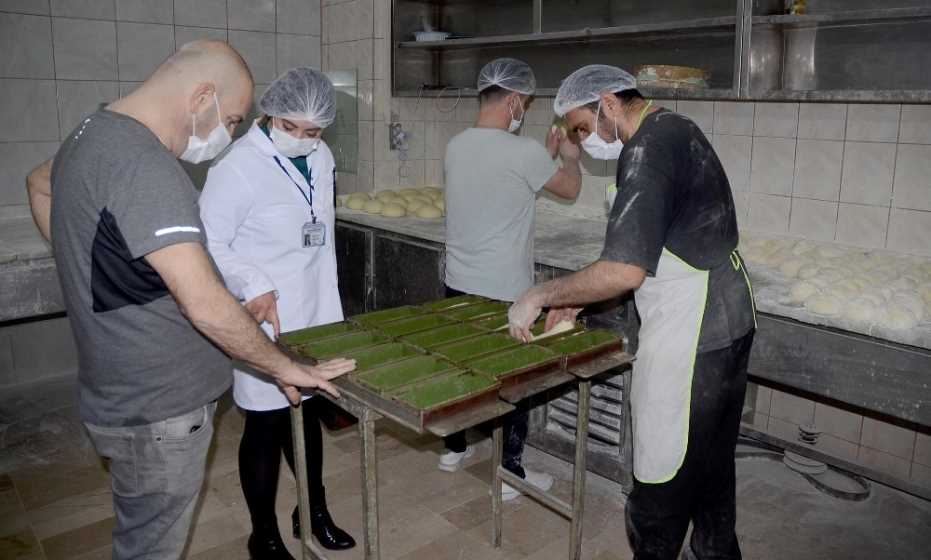 Kuşadası’Nda Saklama Şartlarına Uymayan 22,5 Kilo Unlu Mamul İmha Edildi 