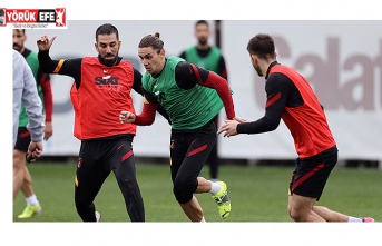 Galatasaray'da Arda ve Kerem takımla çalıştı