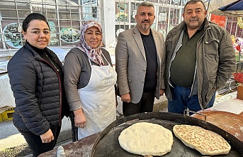 CHP’li Gökmen ”Salı Pazarı Halkımızla Kucaklaştığımız yerdir”