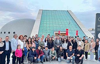 Kültürler Buluşuyor projesi ile Ankarayı gezdiler