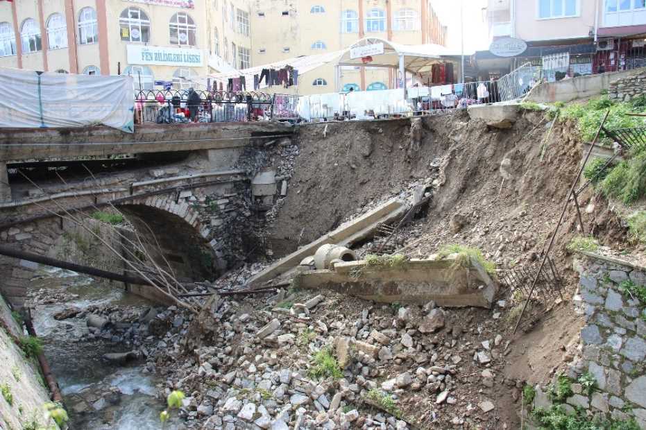 Aydın’Da Tehlikeli Pazar Alışverişi 
