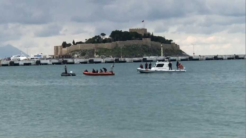 Kuşadası Körfezi’Ndeki Tatbikat Gerçeğini Aratmadı 