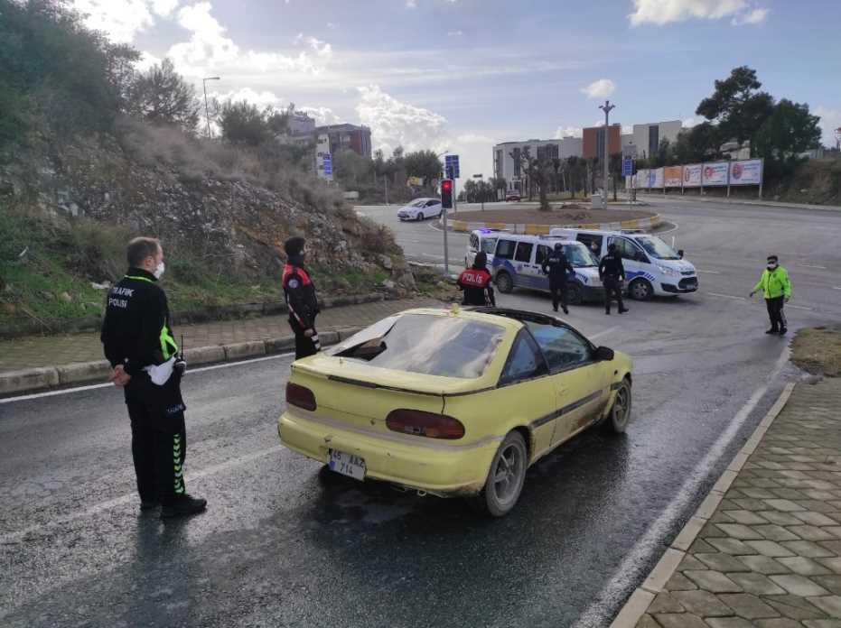 Kuşadası’Ndaki Polis-Hırsız Kovalamacası Filmleri Aratmadı 