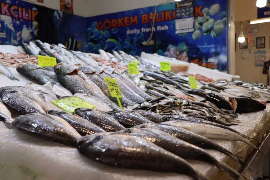 Kuvvetli Fırtına Ve Sağanak, Balık Fiyatlarını Uçurdu 