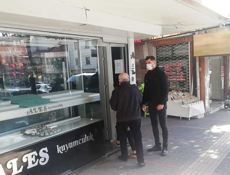 Milyonluk Vurgun Yaptığı İddia Edilen Kuyumcu Kayıplara Karıştı 