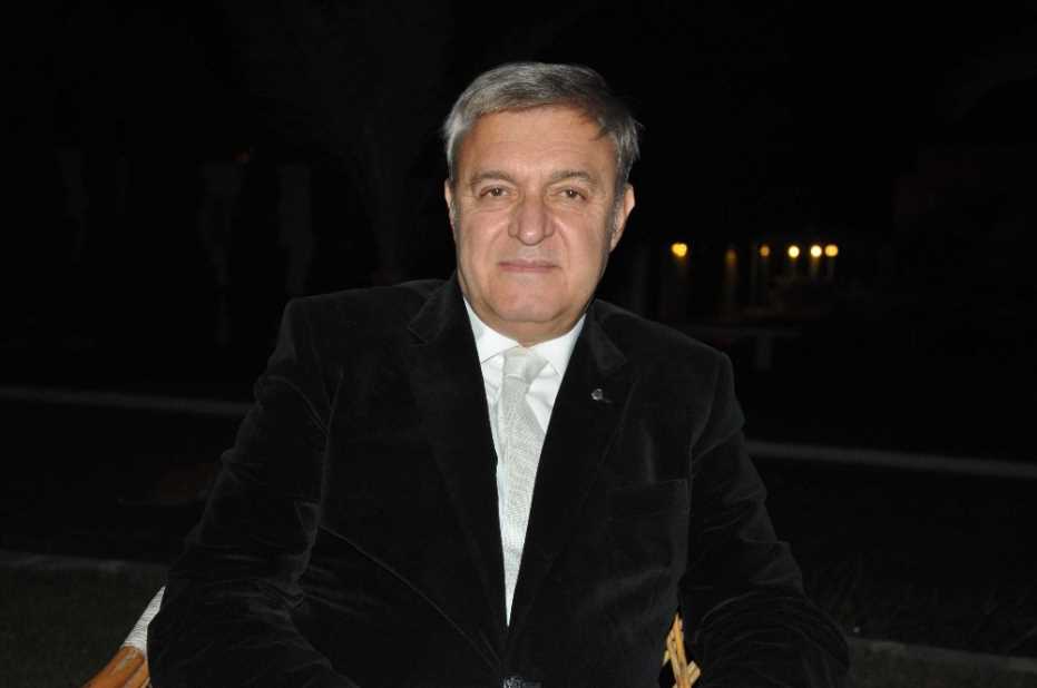Prof. Dr. Ahmet Vefik Alp Hayatını Kaybetti 