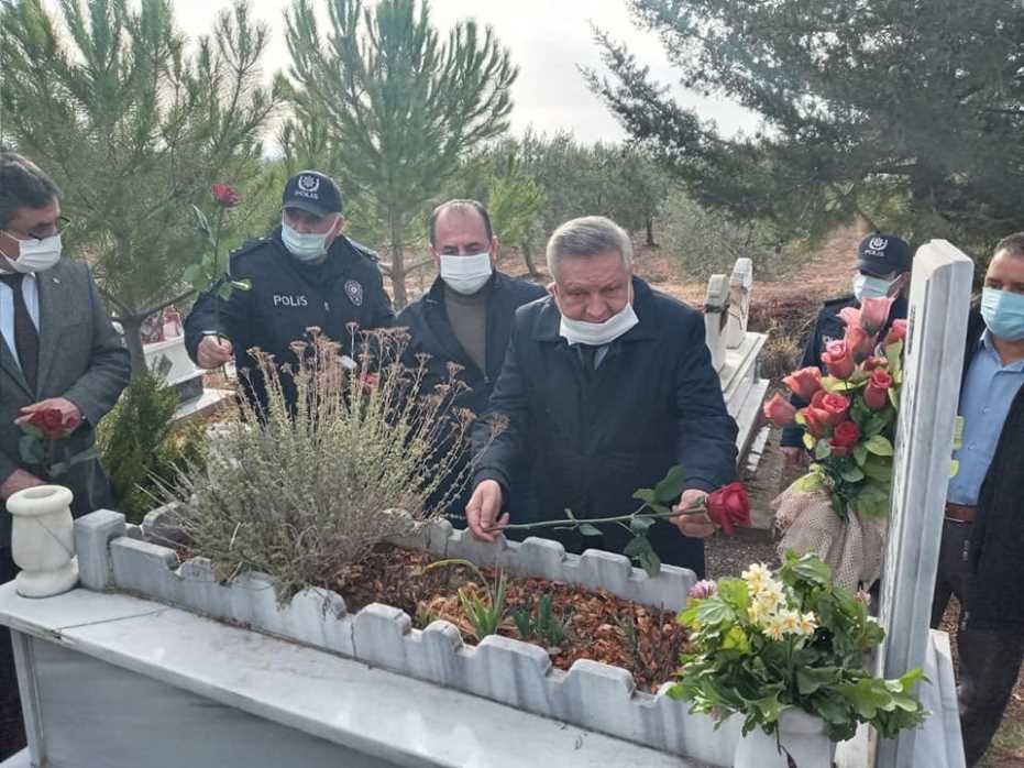 Şehit Polis Memuru Işalca, Mezarı Başında Anıldı 