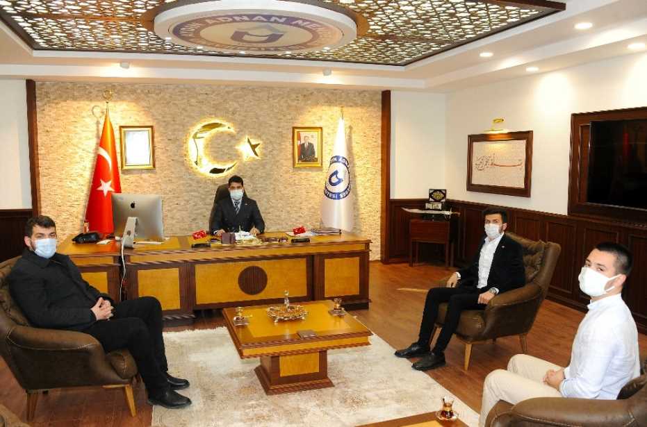 Üniak İl Temsilcisi Rektör Aldemir İle Görüştü