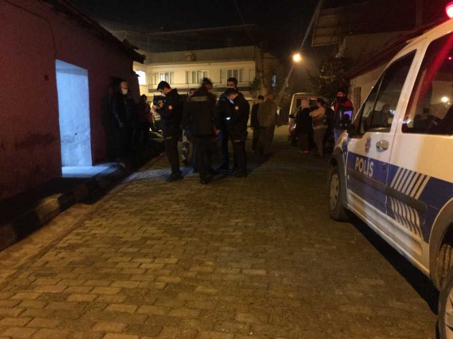 Yaşlı Kadın Evde Ölü Bulundu 