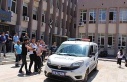 Adliye’de bıçaklı kavga: 1 ağır yaralı