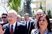 Çerçioğlu bayramı depremzedelerle geçirdi