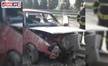 Bariyere çarpıp alev alan araç söndürüldü