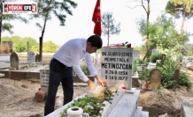 Başkan Özcan ’Ülkücü Şehitleri Anma Günü’ dolayısıyla kabir ziyareti gerçekleştirdi