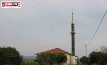 İlginç ama gerçek, köyün bayramlık elbise gibi bayramlık camisi var