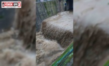 Tabakhane Deresi yağışla birlikte coştu