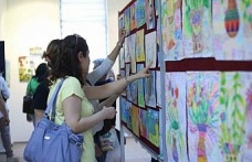 Aydın Büyükşehir Belediyesi kursiyerleri resim yeteneklerini sergiliyor