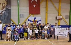 Aydınlı minikler düzenlenen turnuvada yarıştı