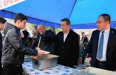 Efeler’in ilk iftar sofrası Alanlı Mahallesi’nde kuruldu