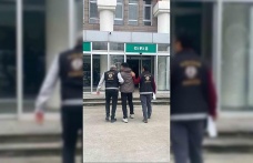 Hırsızlık suçundan aranan şahıs Kuşadası’nda yakalandı