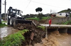 İncirliova Belediyesi’nden yağışa hızlı müdahale