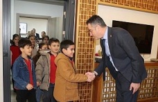 Başkan Arıcı, ilkokul öğrencilerini ağırladı