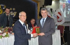 Başkan Künkcü: "Hüsnü başkanımıza sıkılan kurşun, birlik ve beraberliğimize sıkılmıştır"