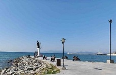 Kuşadası, Mart ayında yazı yaşadı