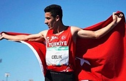 Milli sporcu Çelik, 45 yıllık Türkiye rekorunu kırdı