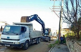 Aydın Büyükşehir, yol çalışmalarına devam...