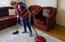 Efeler Belediyesi’nin evde bakım hizmetleri sürüyor