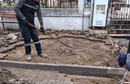 Koçarlı’da bozuk yollar onarıldı, Cihanoğlu Camii çevresi yeniden düzenlendi