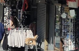 Kuşadası’nda kuyumcu soygununa "kepenk"...