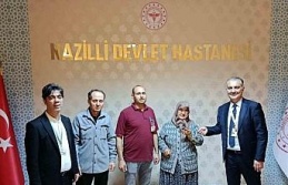 Temizlik personelinin bulduğu ziynet eşyası sahibine teslim edildi