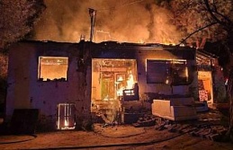 Sultanhisar’da müstakil ev alevlere teslim oldu