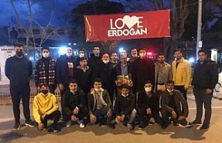 AK gençlerden Başkan Kaplan’a doğum günü sürprizi