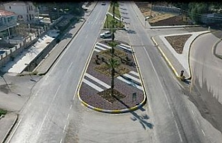 Çevre yolu peyzaj düzenlemesi ile örnek oluyor