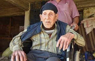 Erdoğan hayranı 104 yaşındaki Mestan dede hayatını...