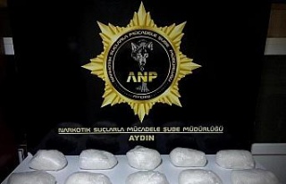 Polisin el koyduğu şüpheli bavuldan 10 kilo metamfetamin...