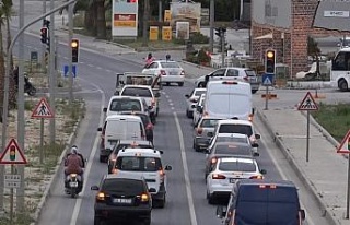 Kuşadası’nda trafik kilitlendi