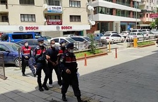 33 yıl hapis cezası olan şüpheliyi jandarma yakaladı