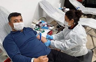 AK Parti’den Kan Bağışı Kampanyasına Çağrı