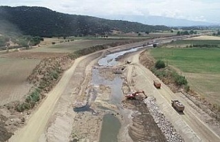 Çine Çayı’nda ıslah çalışmaları devam ediyor