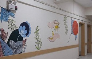 Hastane duvarları sanatla buluşuyor