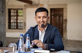 Kuşadası’nda evcil hayvan satışı yasaklandı