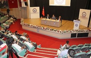 Yeni Anayasa ADÜ’de konuşuldu