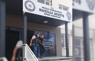 Bayram ziyaretine giderken yakalandı